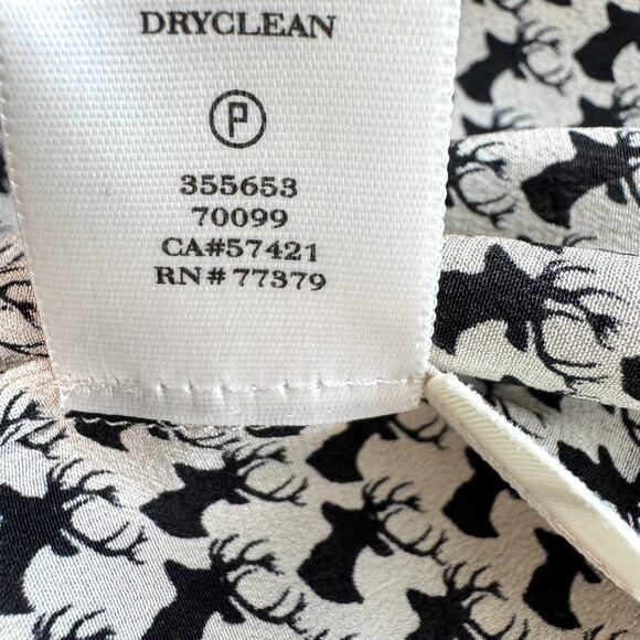 Ann Taylor Womens 100% Silk Long Sleeve Button Shirt Size XS Deer Office Novelty - Picture 6 of 7